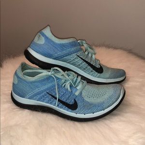 NIKE free 4.0 flyknit shoes